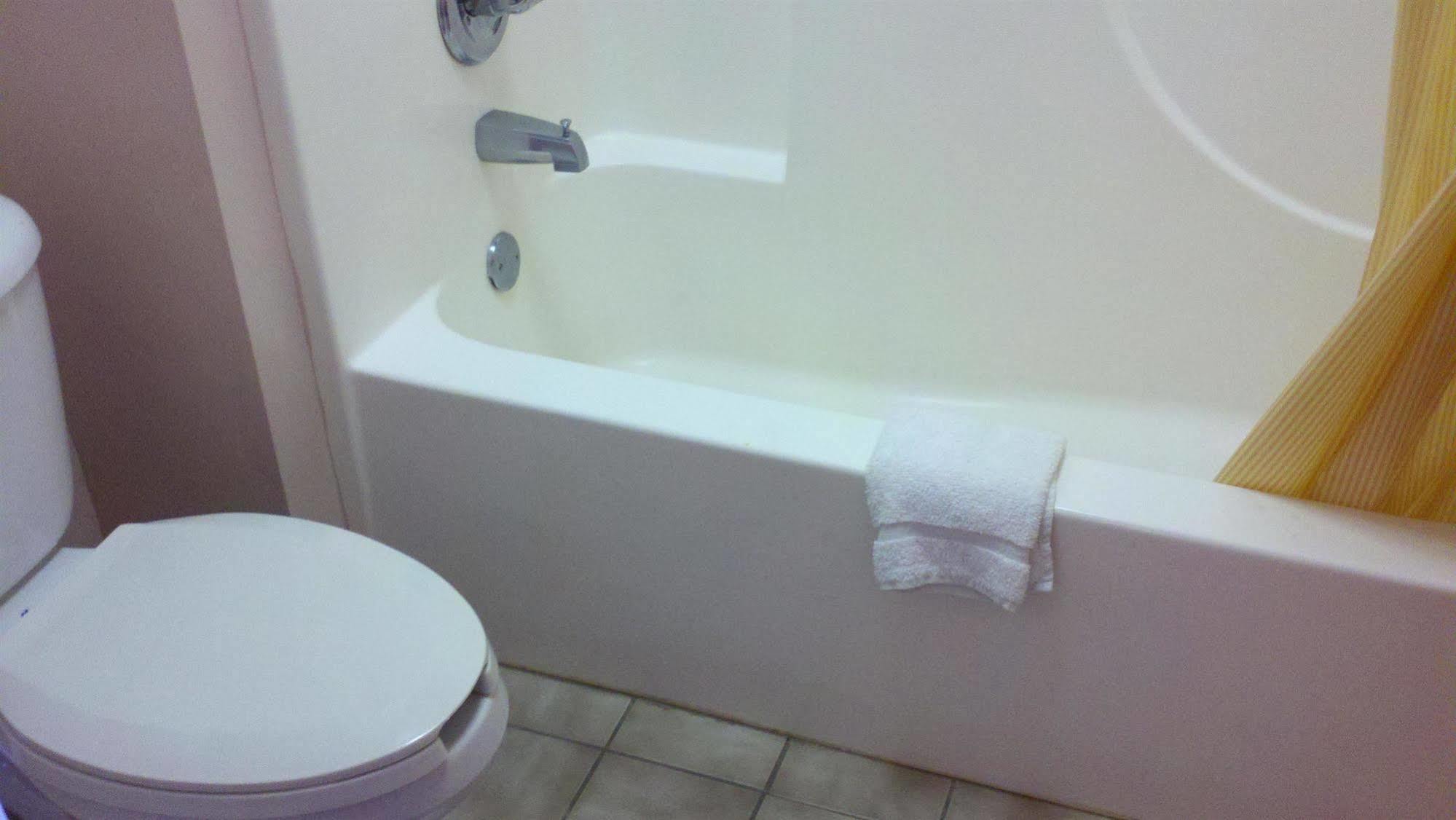 Oakland Inn Luaran gambar